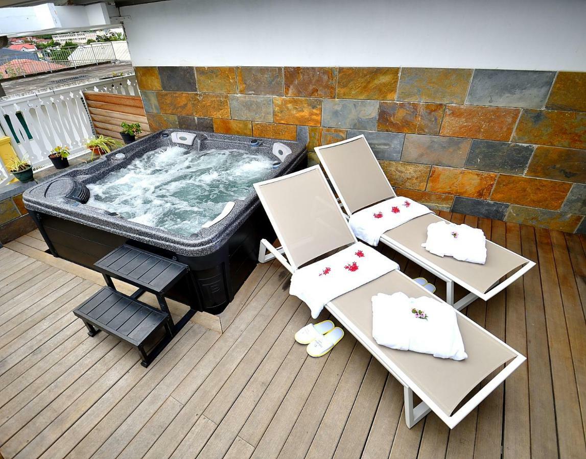 Tsilaosa Hotel Cilaos Bagian luar foto